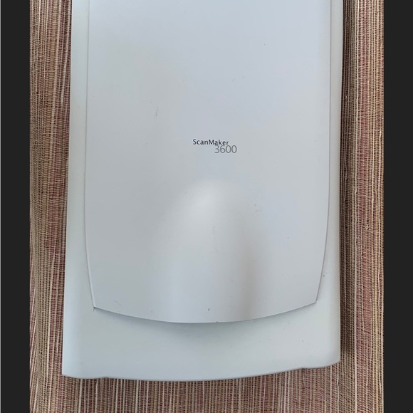 Microtek 3600 Flatbed Scan Maker - Picture 2 of 10